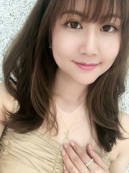 擁有自然放電的雙眼皮，成為混血美女般電眼正妹    (案例分享)